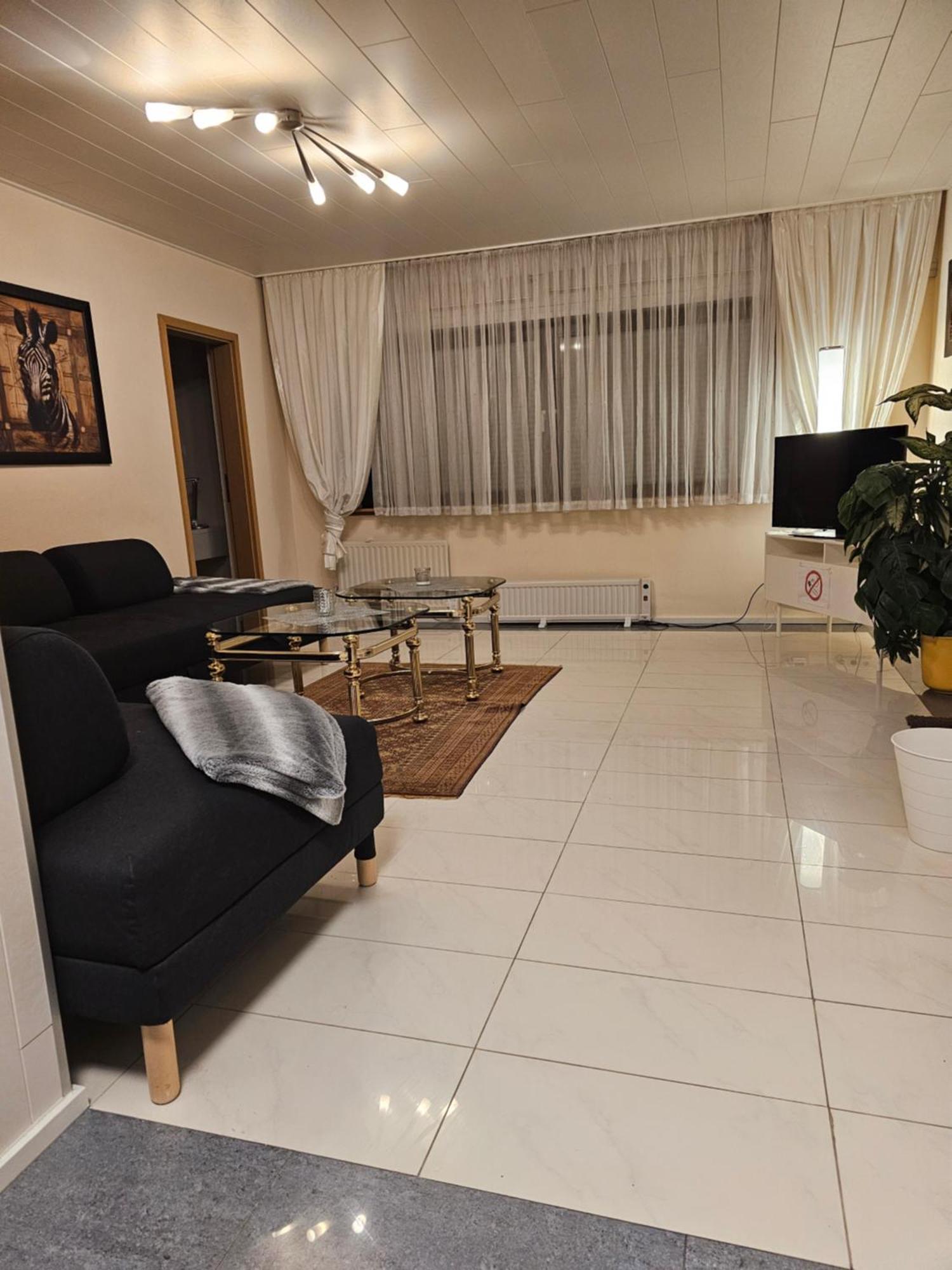 Ferienwohnung Samad Wohnen Essen Zimmer foto